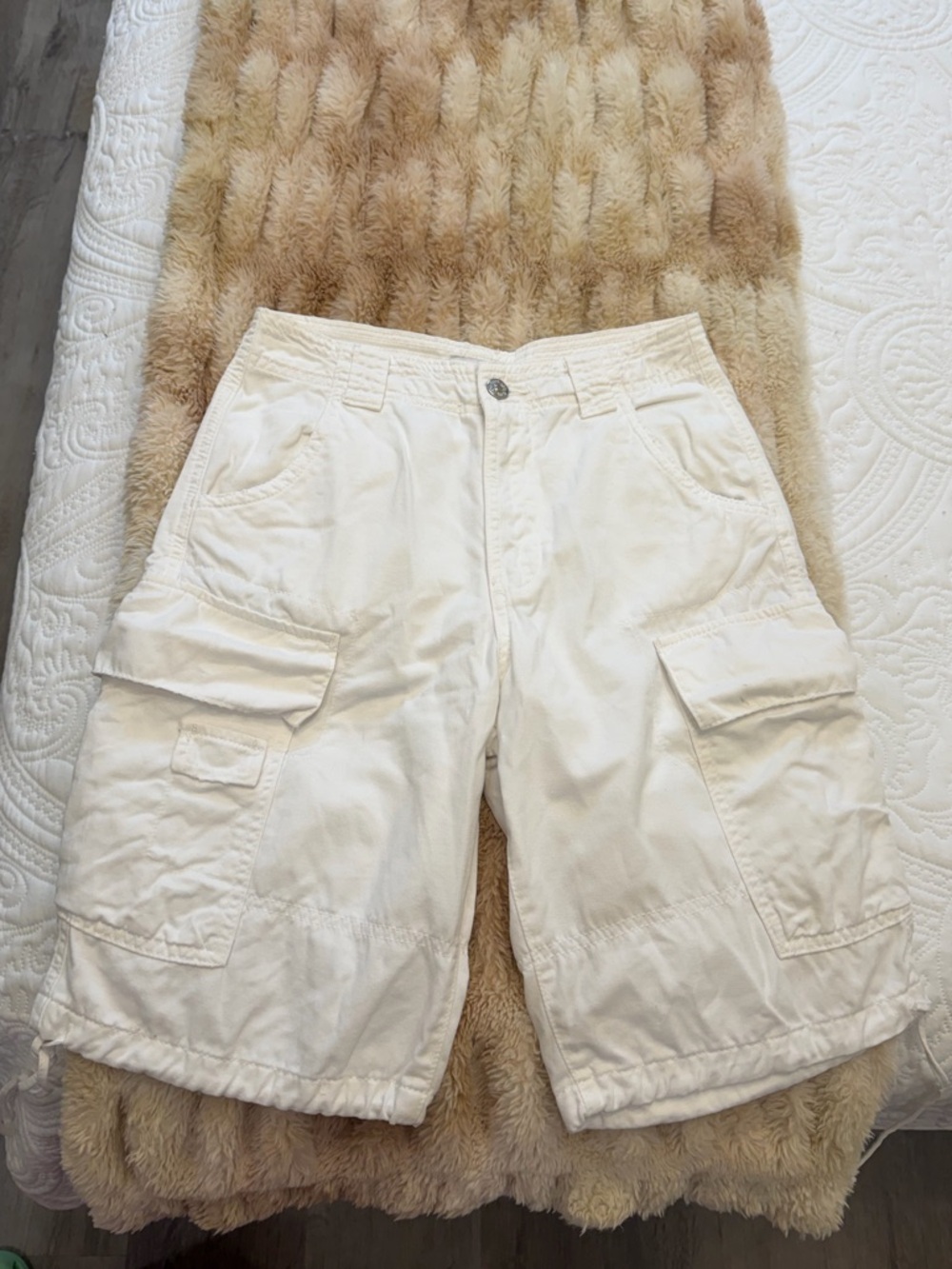 Zara Womens Cream Cargo Long Baggy Shorts